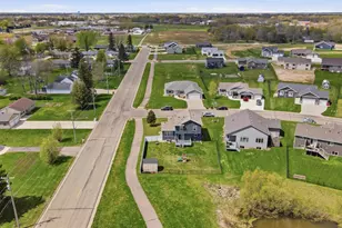 1300 18th Dr NE, Austin, MN 55912 - Photo 59