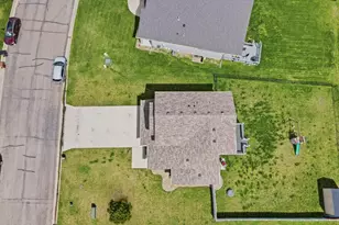 1300 18th Dr NE, Austin, MN 55912 - Photo 9