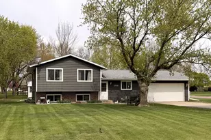 1710 River Rd, Windom, MN 56101 - Photo 1