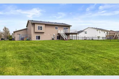 1911 35th Street Circle S, Moorhead, MN 56560 - Photo 39