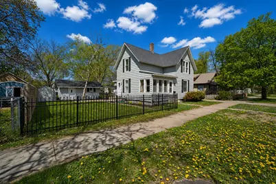 112 7th Avenue NW, Faribault, MN 55021 - Photo 1