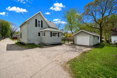 112 7th Avenue NW, Faribault, MN 55021 - Photo 3