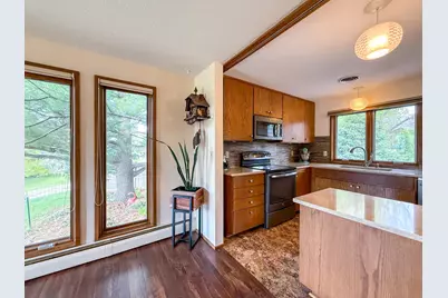 600 Toogood Court SW, Rochester, MN 55902 - Photo 9
