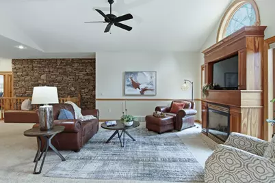 2907 Plum Tree Circle N, Menomonie, WI 54751 - Photo 9