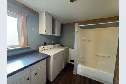 202 1st Street NW, Hinckley, MN 55037 - Photo 7
