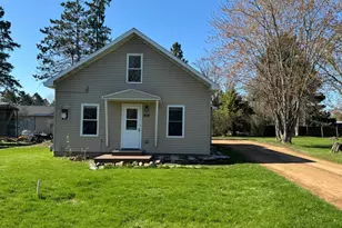 202 1st St NW, Hinckley, MN 55037 - Photo 1