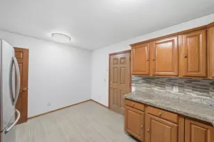 5038 N 4th St, Minneapolis, MN 55430 - Photo 19