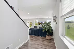 10680 Wiles Wy, Woodbury, MN 55129 - Photo 5
