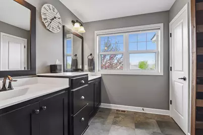 1531 Camden Ridge Drive, Chanhassen, MN 55317 - Photo 17