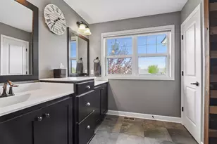 1531 Camden Ridge Dr, Chanhassen, MN 55317 - Photo 17