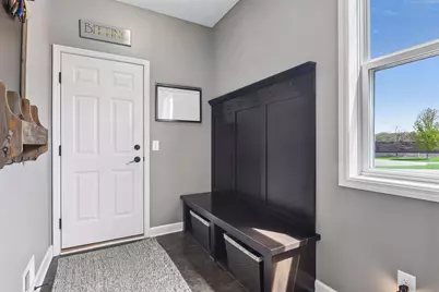 1531 Camden Ridge Drive, Chanhassen, MN 55317 - Photo 13