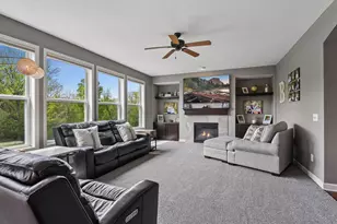 1531 Camden Ridge Dr, Chanhassen, MN 55317 - Photo 9