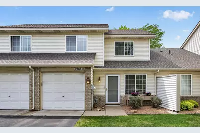 7886 Forest Boulevard #E, Woodbury, MN 55125 - Photo 3