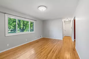 4346 Jasper Dr, Eagan, MN 55122 - Photo 3