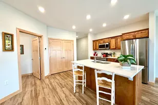 715 Lake Shore Dr NE, Bemidji, MN 56601 - Photo 3