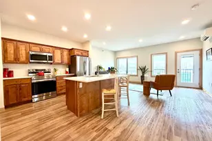 715 Lake Shore Dr NE, Bemidji, MN 56601 - Photo 9