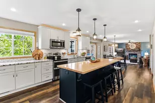 3851 Featherstone Cir, Woodbury, MN 55125 - Photo 9