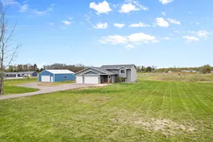 7711 Rolling Meadows Circle, Pine City, MN 55063 - Photo 9