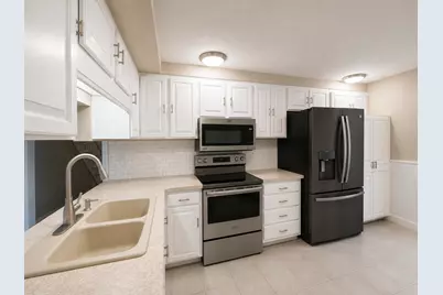 317 E 2nd Street, Winona, MN 55987 - Photo 5