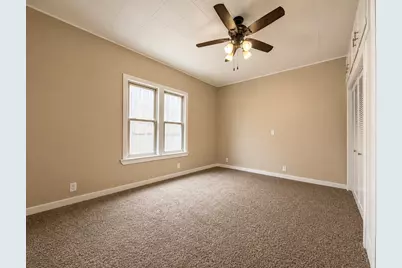 317 E 2nd Street, Winona, MN 55987 - Photo 7