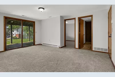 3956 Goodwin Avenue N, Oakdale, MN 55128 - Photo 15
