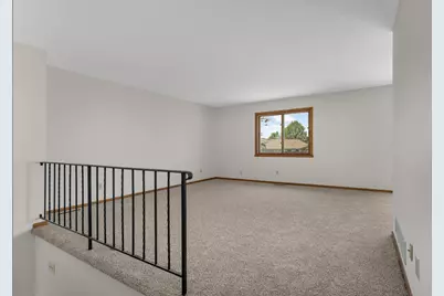 3956 Goodwin Avenue N, Oakdale, MN 55128 - Photo 3