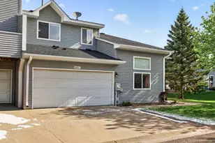 660 Kingfisher Ln, Woodbury, MN 55125 - Photo 1