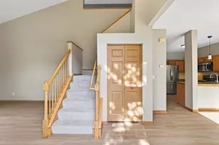 660 Kingfisher Ln, Woodbury, MN 55125 - Photo 17