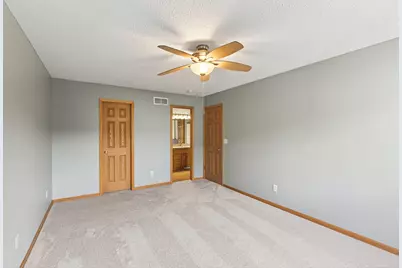 660 Kingfisher Lane #L, Woodbury, MN 55125 - Photo 25