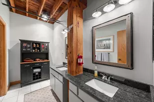 702 N 1st St, Minneapolis, MN 55401 - Photo 25