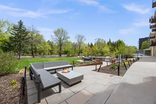 702 N 1st St, Minneapolis, MN 55401 - Photo 39
