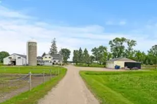 5095 Harff Rd, Loretto, MN 55357 - Photo 13