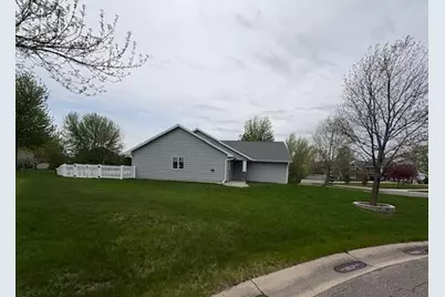 1367 Heritage Avenue NW, Hutchinson, MN 55350 - Photo 3