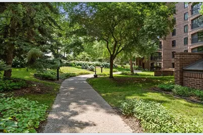 1235 Yale Place #1701, Minneapolis, MN 55403 - Photo 49