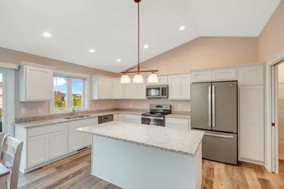 857 Sutherland Street, Somerset, WI 54025 - Photo 3