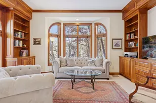 5000 Malibu Dr, Edina, MN 55436 - Photo 3