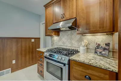 329 Stonebridge Boulevard, Saint Paul, MN 55105 - Photo 17