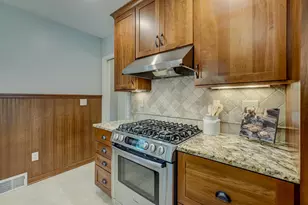 329 Stonebridge Blvd, Saint Paul, MN 55105 - Photo 17