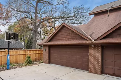 2000 Irving Avenue S, Minneapolis, MN 55405 - Photo 51