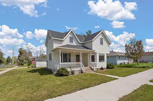 300 E State St, Belle Plaine, MN 56011 - Photo 3