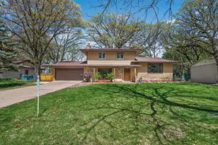 10633 Hollywood Blvd NW, Coon Rapids, MN 55433 - Photo 3