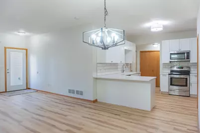 112X Crystal Place W, Chaska, MN 55318 - Photo 15