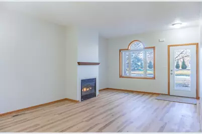 112X Crystal Place W, Chaska, MN 55318 - Photo 17