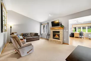112 Linden Rd, Prescott, WI 54021 - Photo 5