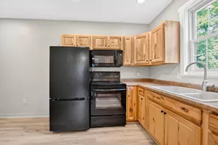 816 N Summit St, Spooner, WI 54801 - Photo 15