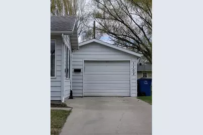 1102 19th Street N, Moorhead, MN 56560 - Photo 3