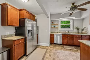 1218 Queen Ave N, Minneapolis, MN 55411 - Photo 15