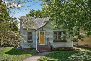 858 21st Ave SE, Minneapolis, MN 55414 - Photo 1