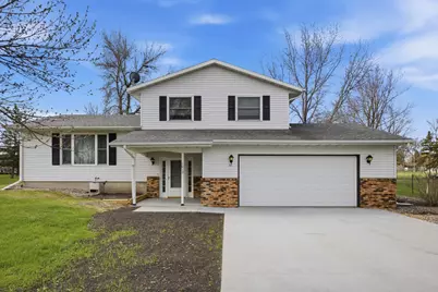1013 63rd Avenue N, Moorhead, MN 56560 - Photo 1