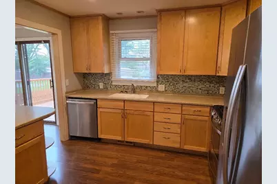 6255 Zealand Avenue N, Brooklyn Park, MN 55428 - Photo 9